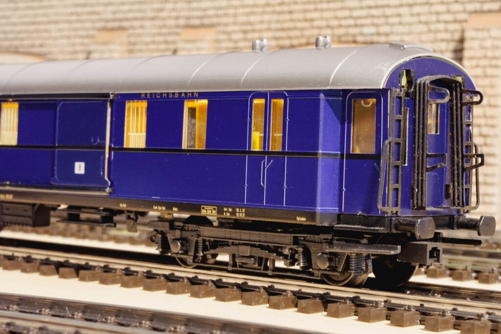 Maerklin 4228 Wagenset Rheingold DRG 11