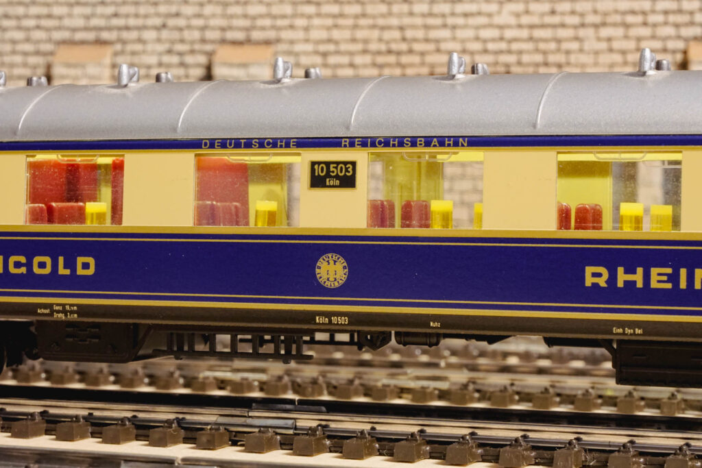 Maerklin 4228 Wagenset Rheingold DRG 4