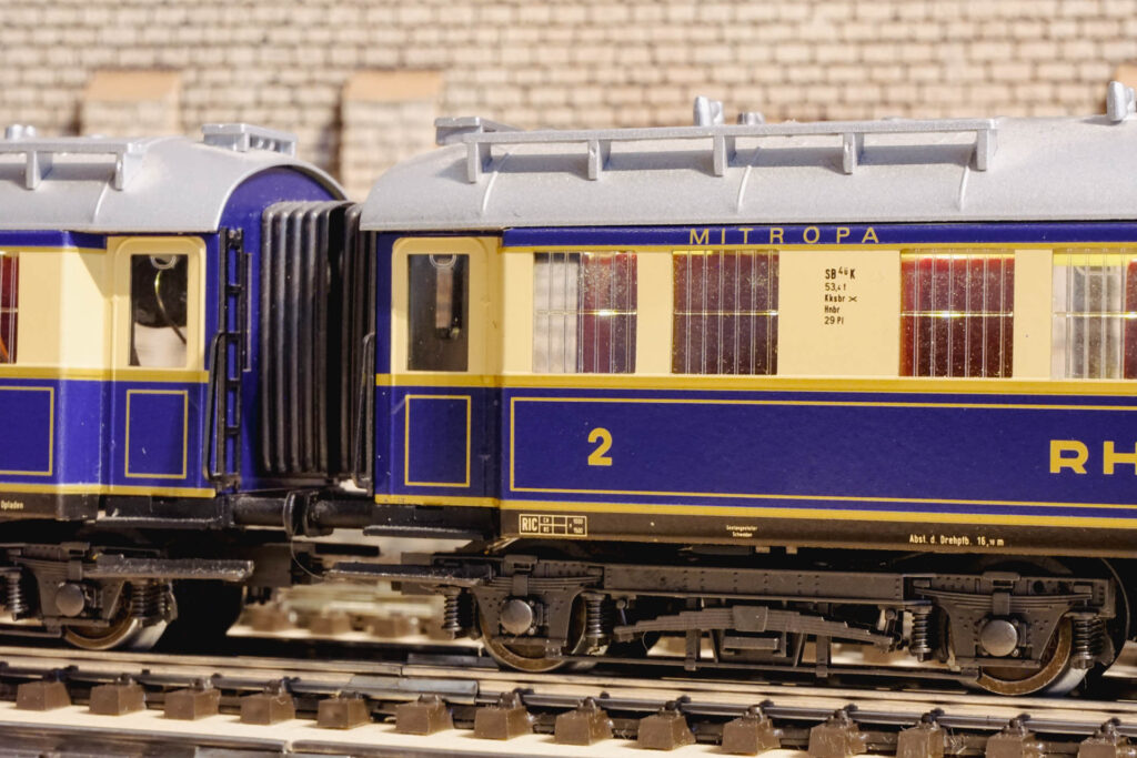Maerklin 4228 Wagenset Rheingold DRG 7