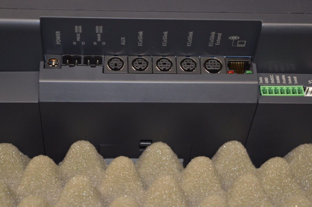 ESU ECoS 50200 7