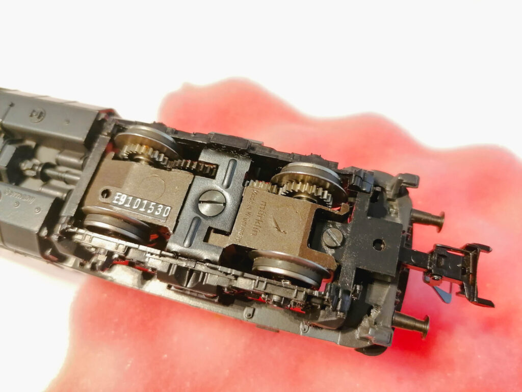 Umbau Maerklin 2864 V160 003 11