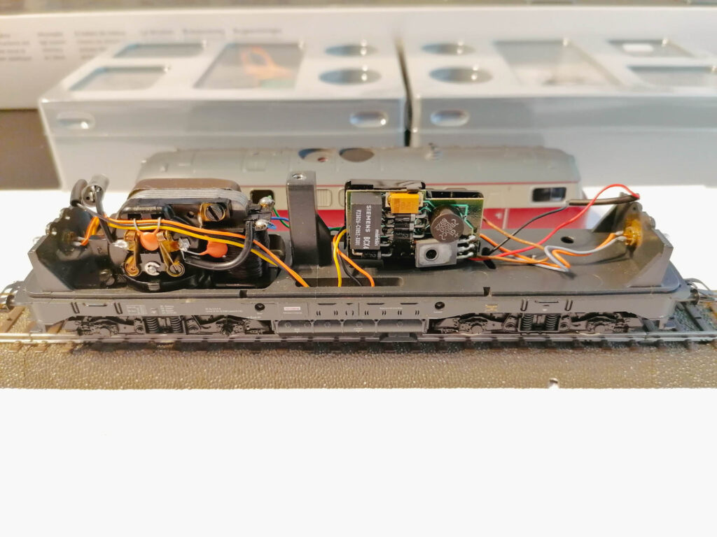 Umbau Maerklin 2864 V160 003 4