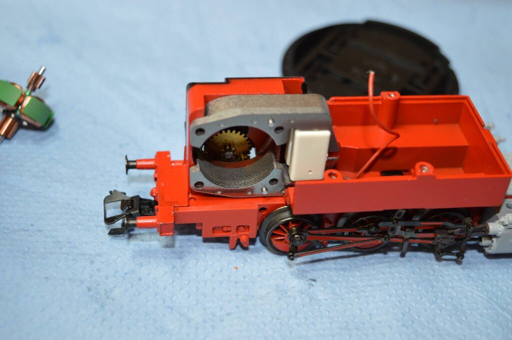 Umbau Maerklin 33043 BR80 003 14