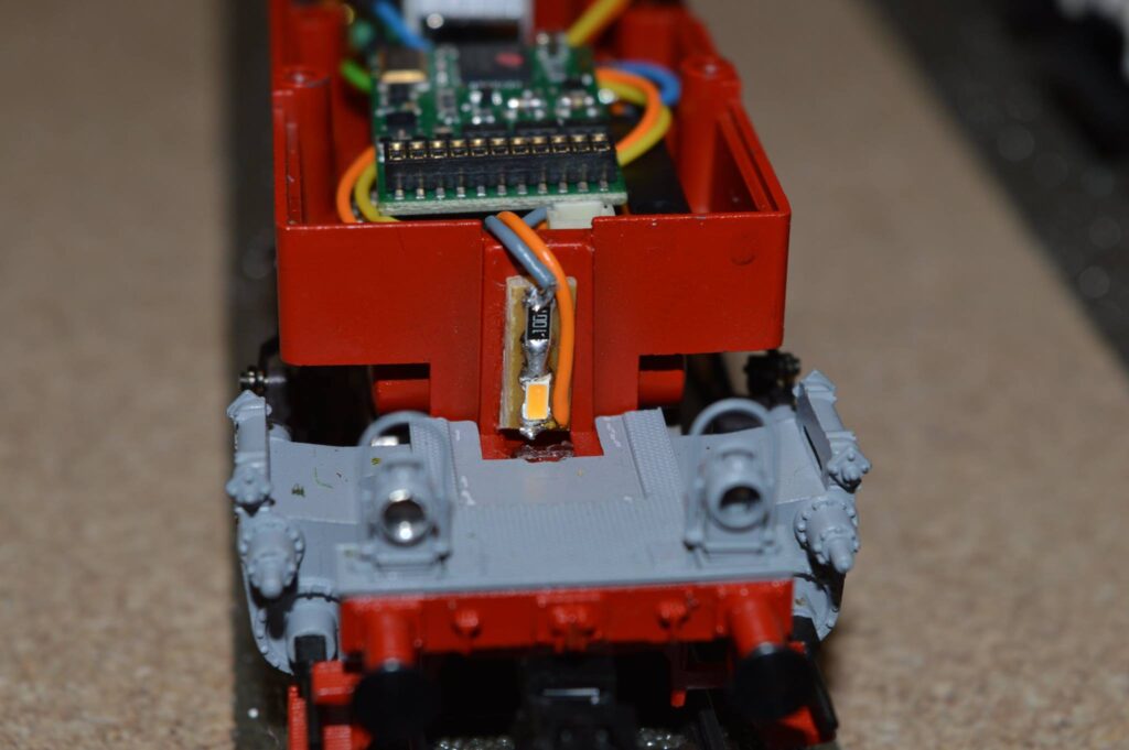 Umbau Maerklin 33043 BR80 003 27