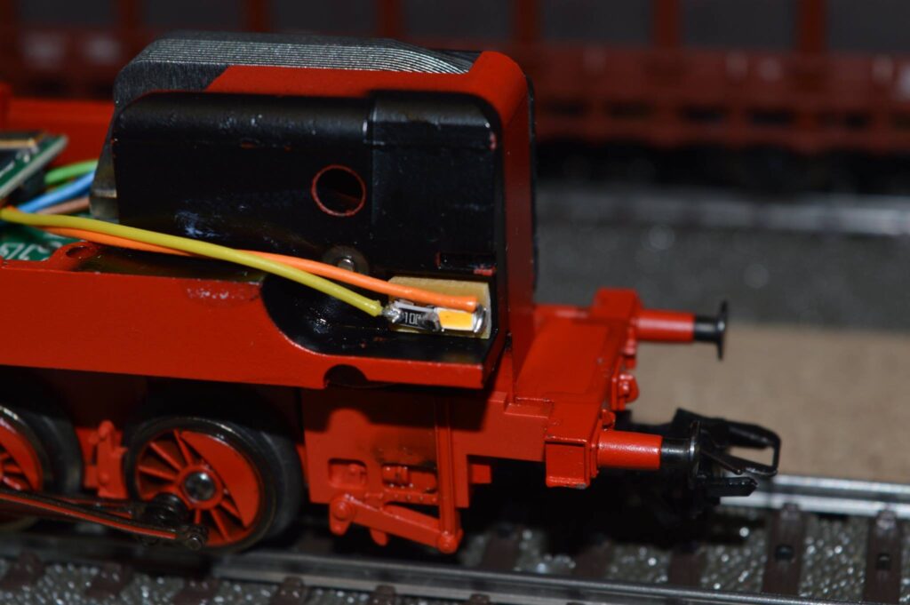 Umbau Maerklin 33043 BR80 003 28