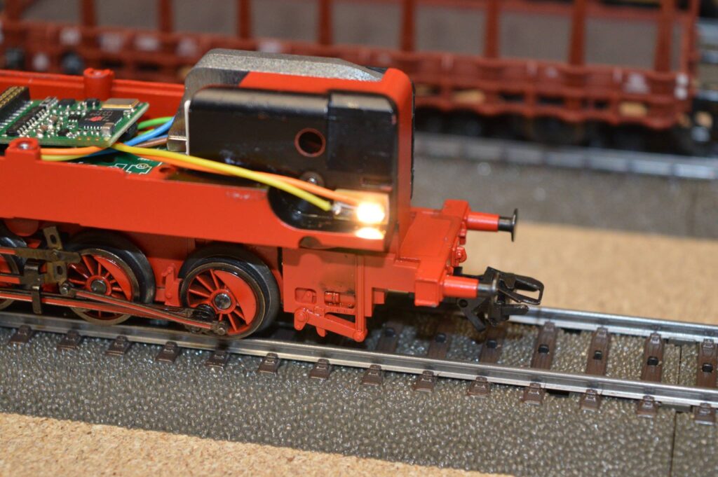 Umbau Maerklin 33043 BR80 003 31