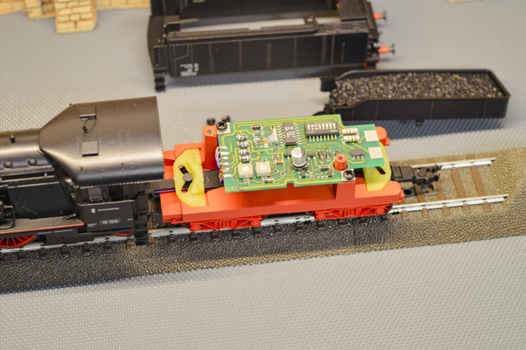 Umbau Maerklin 3711 BR18 128 4