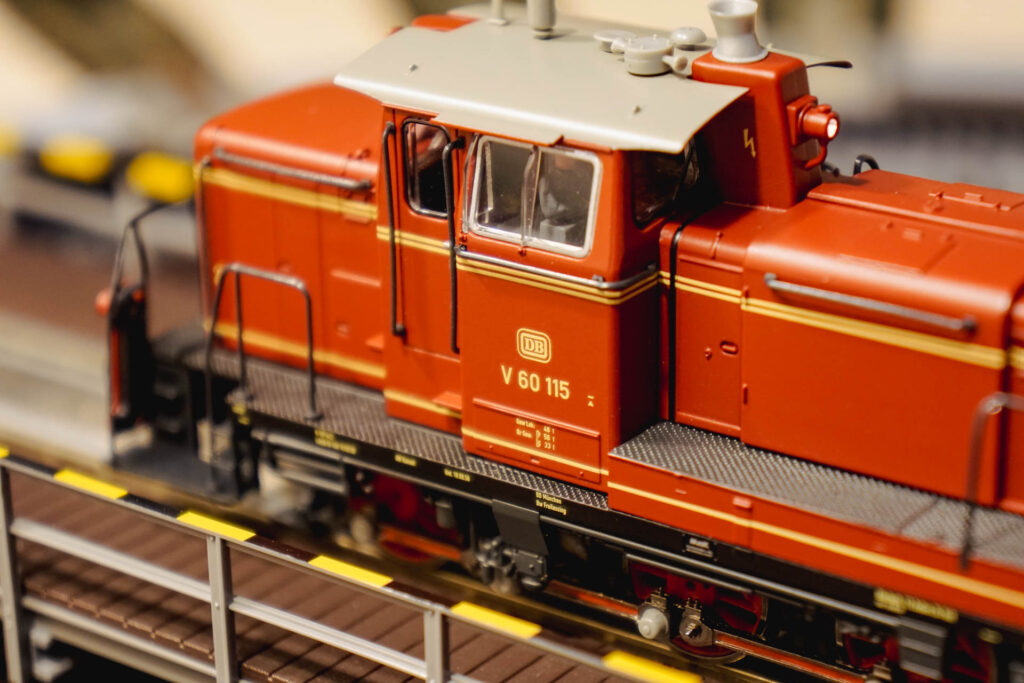 Roco 69377 V60 115 3