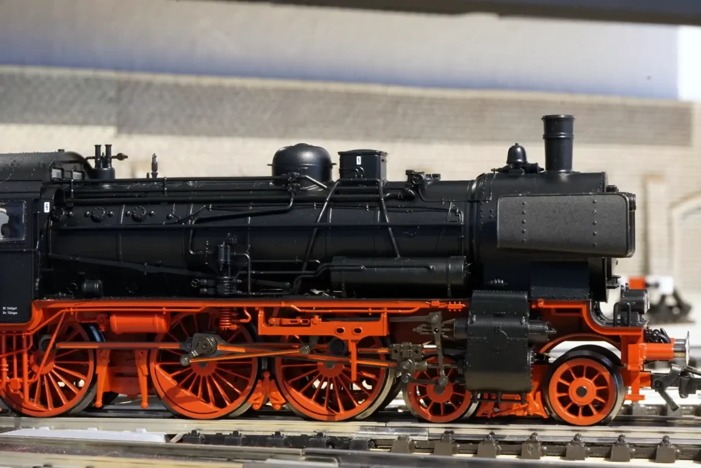 Fleischmann 931168 BR038 382-8 (2)