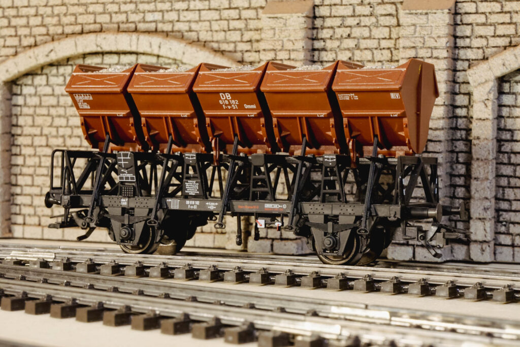 Maerklin 46350 Muldenkippwagen Set 1