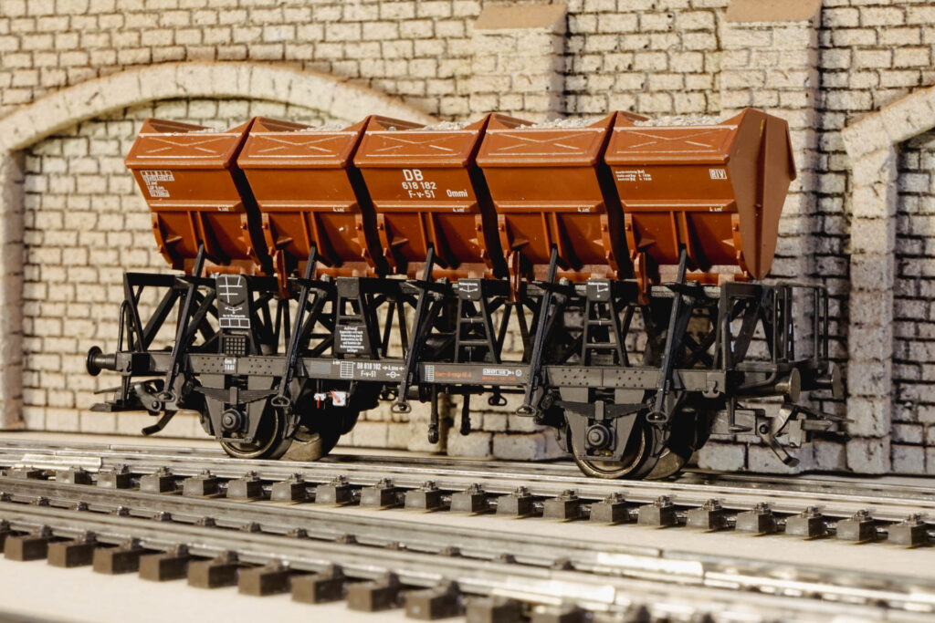 Maerklin 46350 Muldenkippwagen Set 2