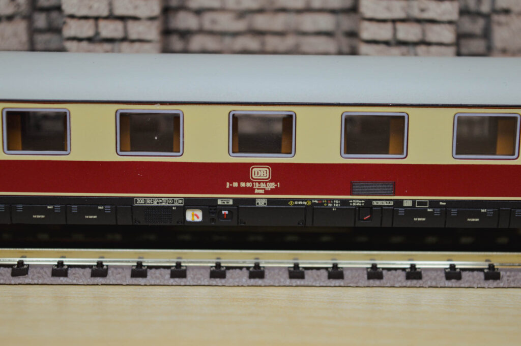 Trix 15376 Schnellzug Wagenset IC 2401 4