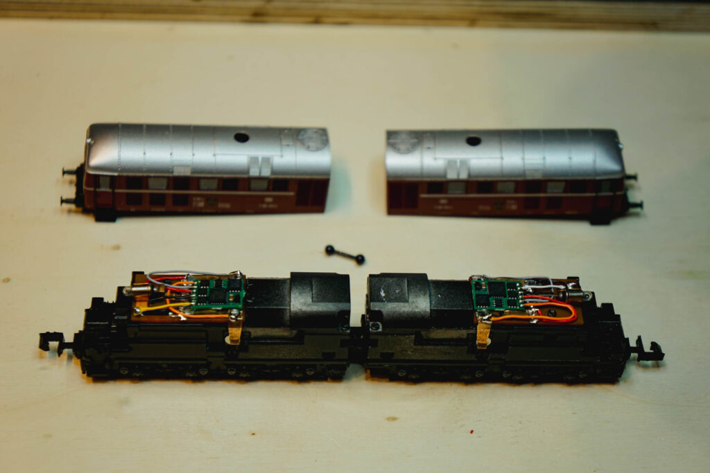Umbau Roco 23265 V188 002 DB 12