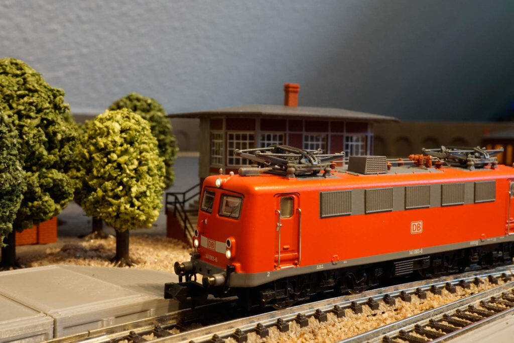 Minitrix 16142 BR141 083 6 DB 4