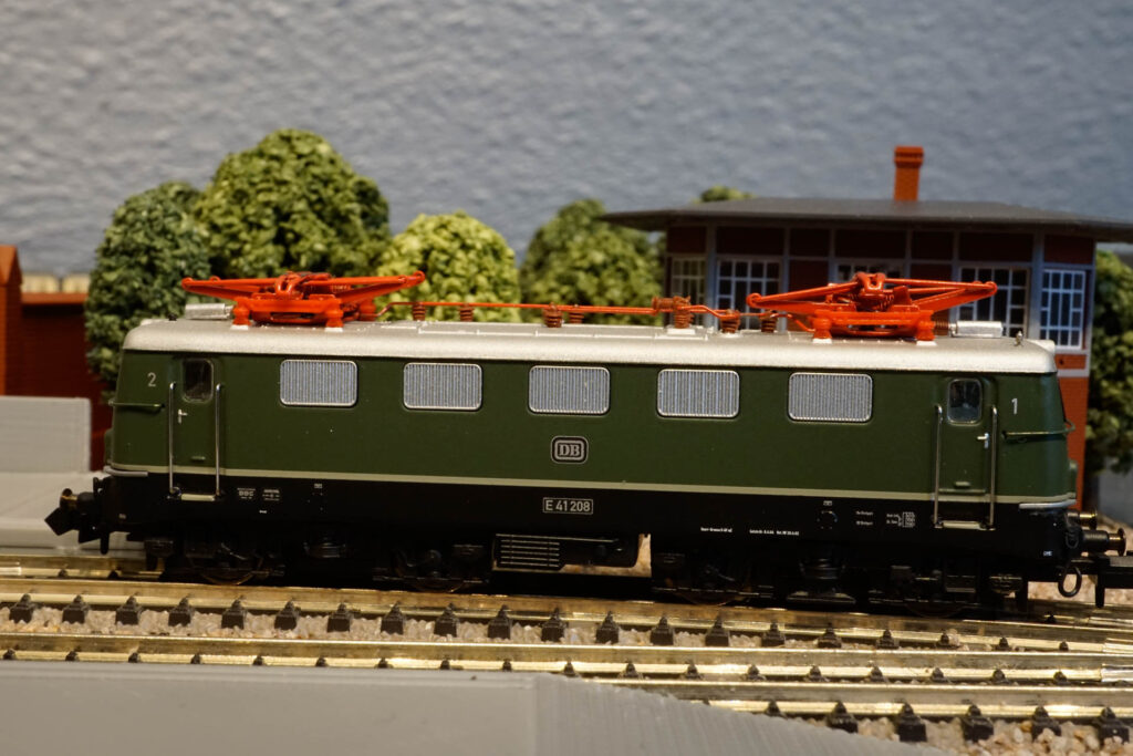 Minitrix 16143 E41 208 DB 5
