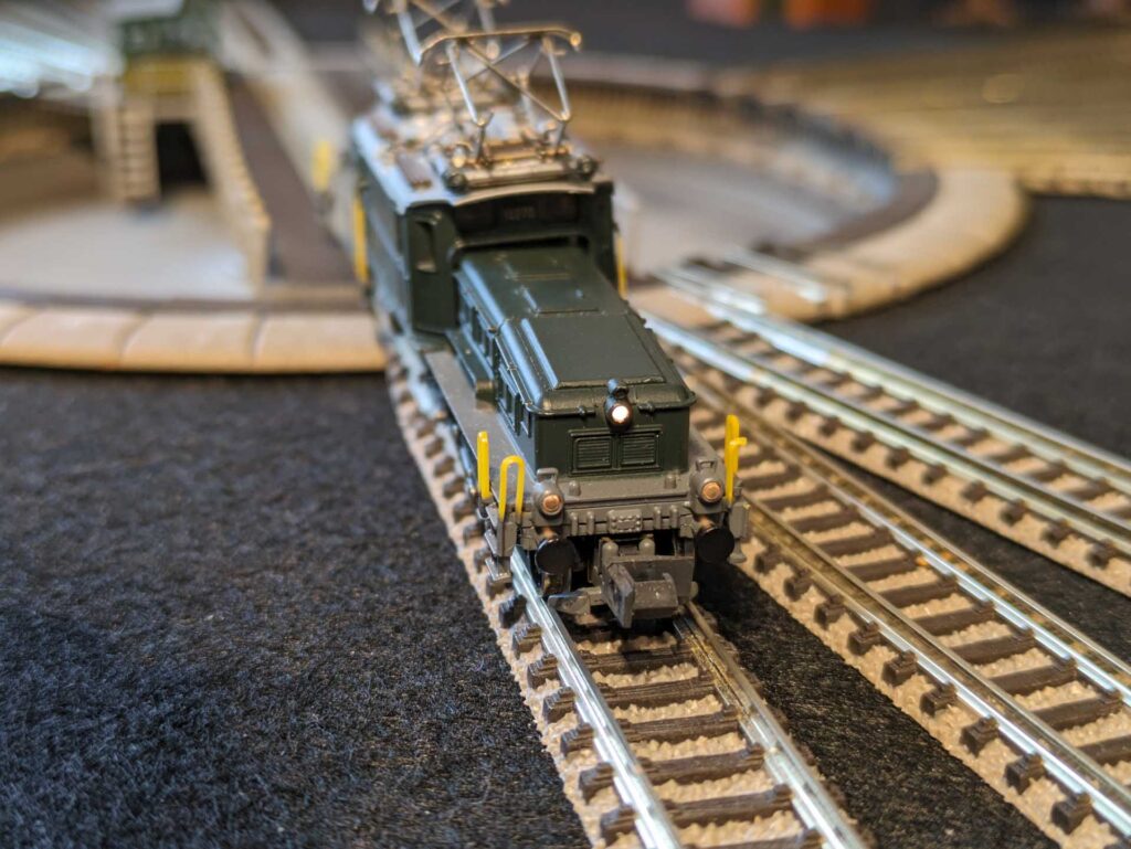 Arnold 2465 Ce 6-8 II 14270 SBB (2)