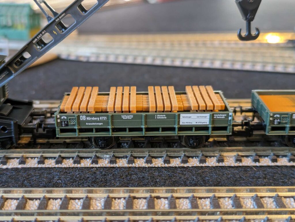 Fleischmann 8599 90 Tonnen Kranzug (4)