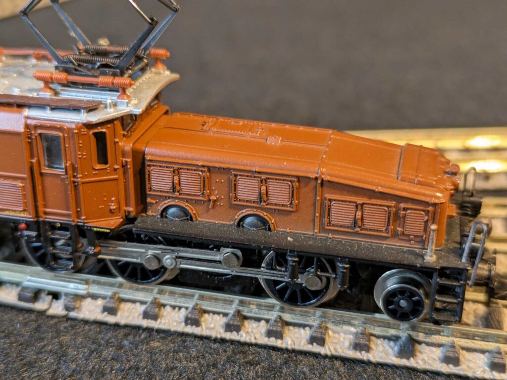 Minitrix 12956 Ce 6-8 III 14302 SBB (3)