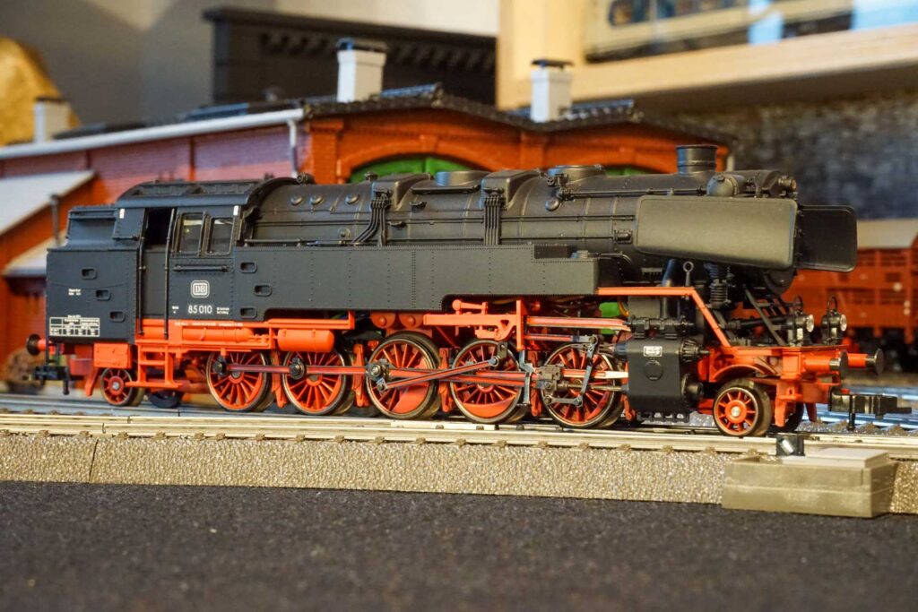 Märklin 29840 BR 85 010 DB (1)
