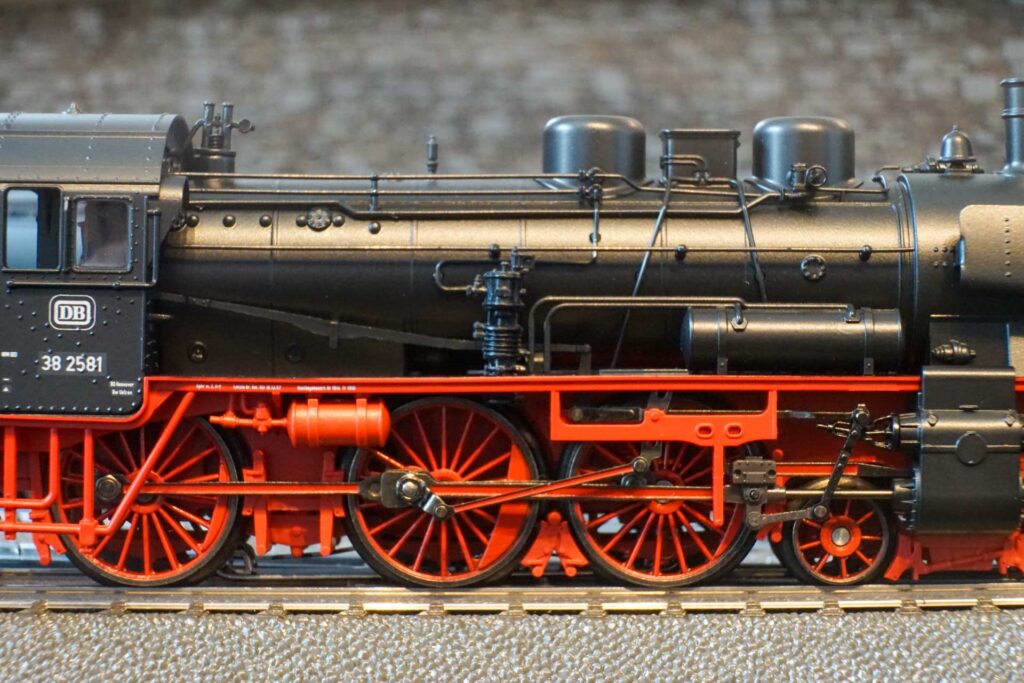 Märklin 37030 BR 38 2581 DB (3)