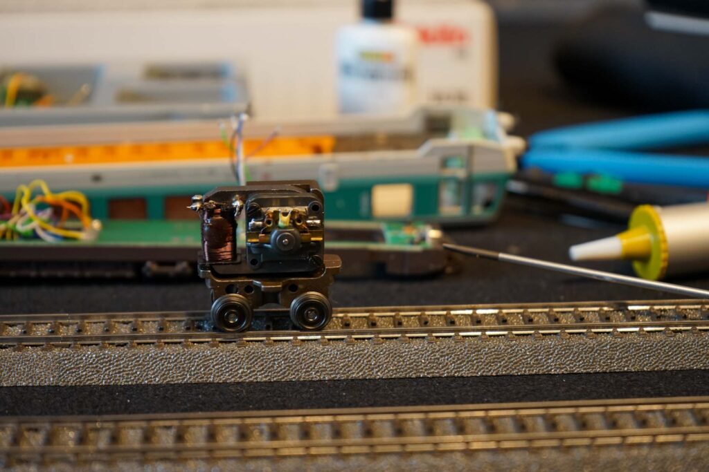 Umbau Märklin 3576 BR 628 203-2 DB (16)