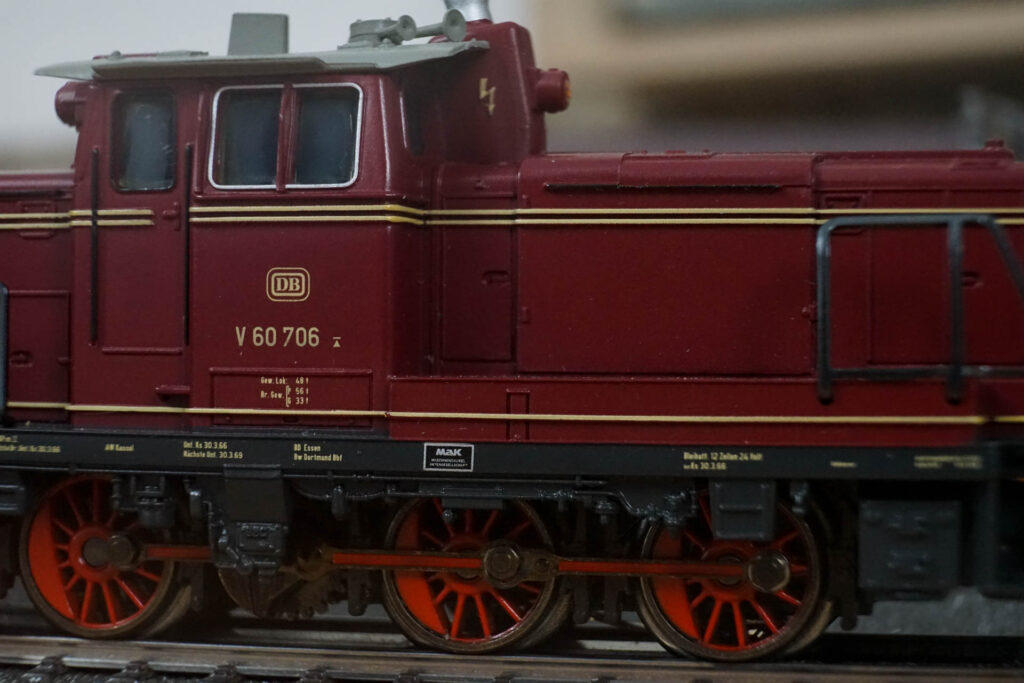 Märklin 37650 V60 706 DB (3)