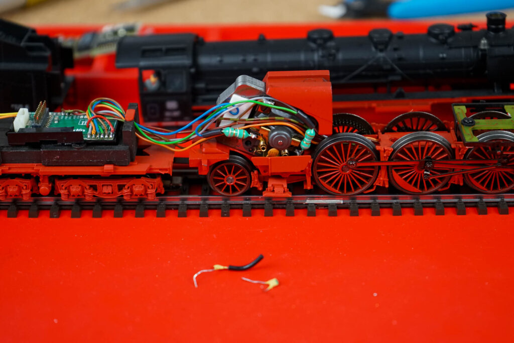 Umbau Märklin 37952 BR 03 287 DB (9)