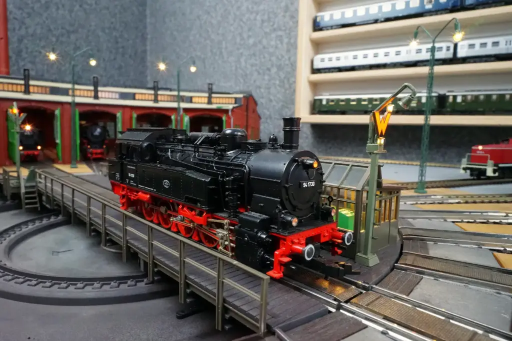 Fleischmann DC 4094 DB 94 1730 (1)