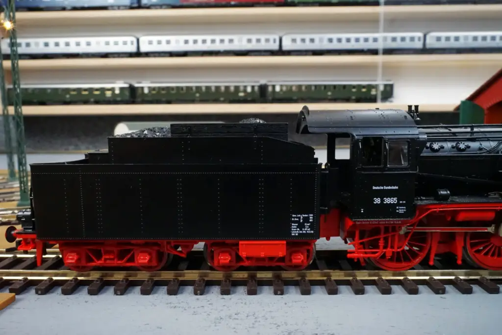 Fleischmann DC 4162-93 DB 38 3865 (6)