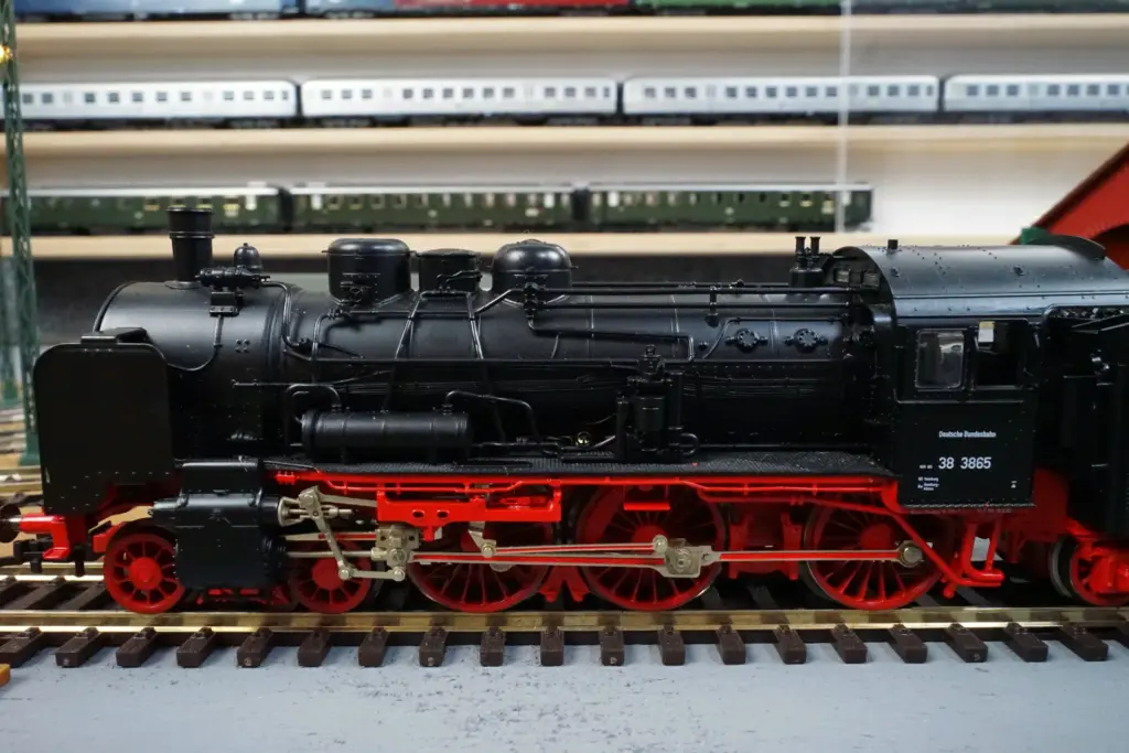 Fleischmann DC 4162-93 DB 38 3865 (7)