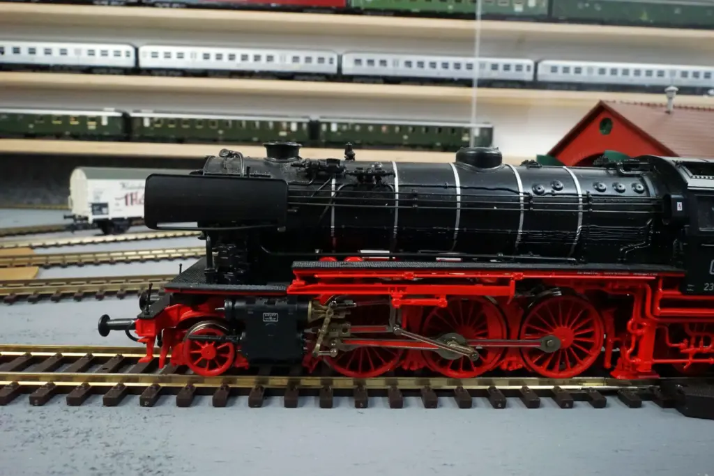 Roco DC 63225 DB 23 054 (8)