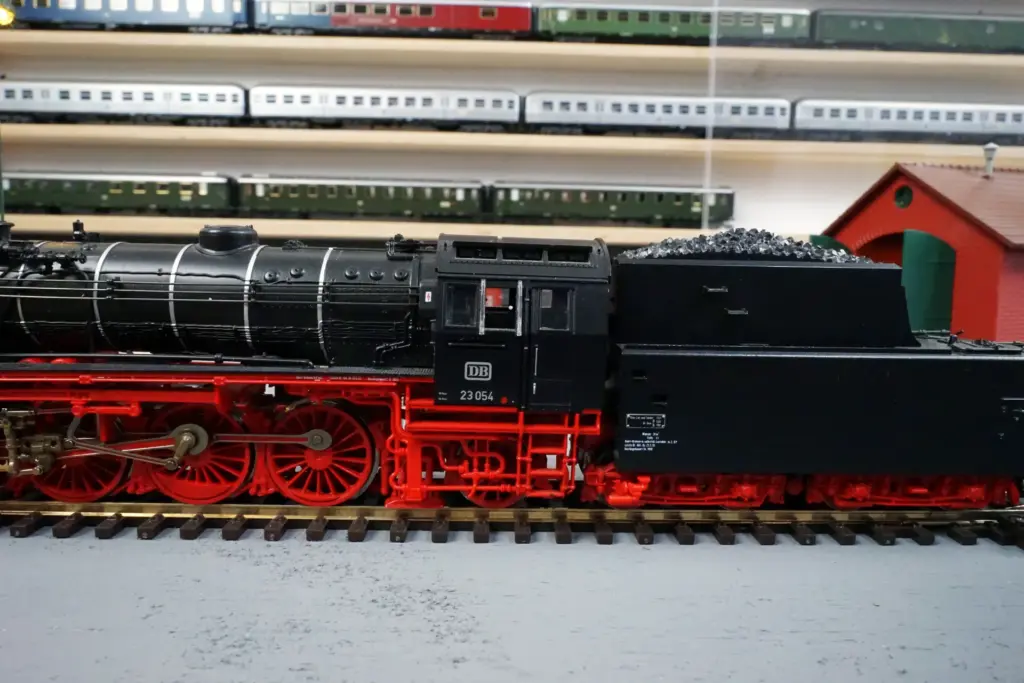 Roco DC 63225 DB 23 054 (9)