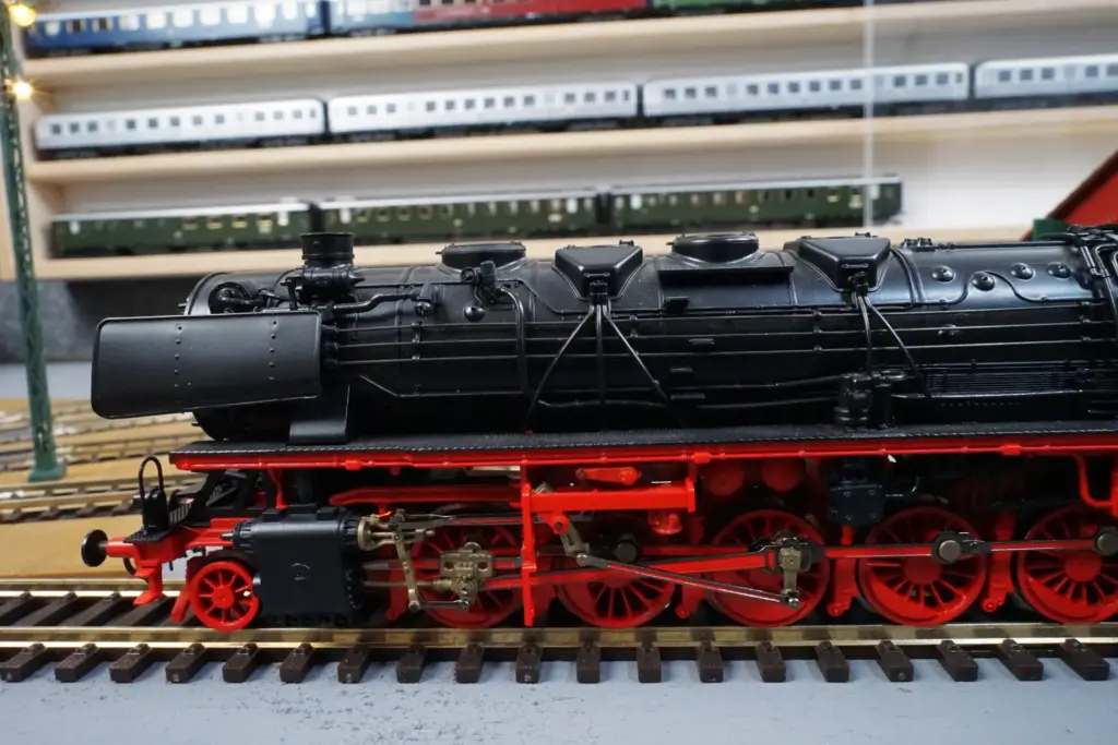 Roco DC 63243 DB 44 554 (8)