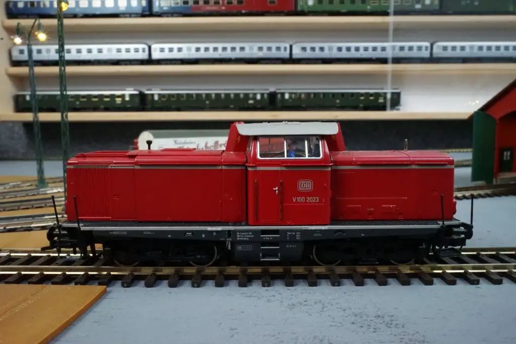 Roco DC 63984 DB V100 2023 (8)